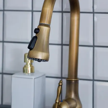 Peegel In Center Free Parking Tallinn