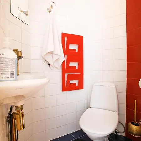 Peegel In Center Free Parking Appartement Tallinn