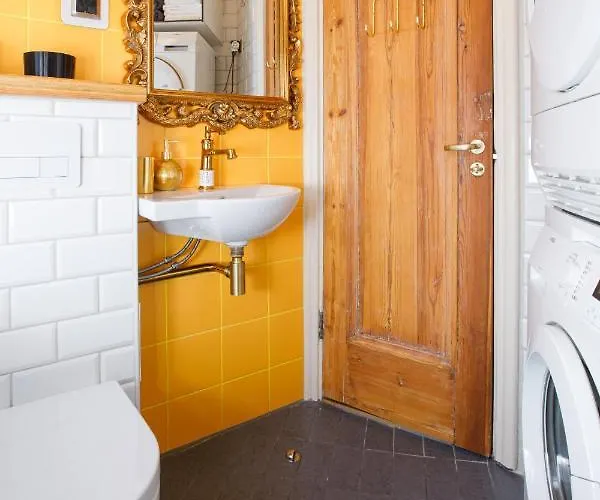 Peegel In Center Free Parking * Tallinn